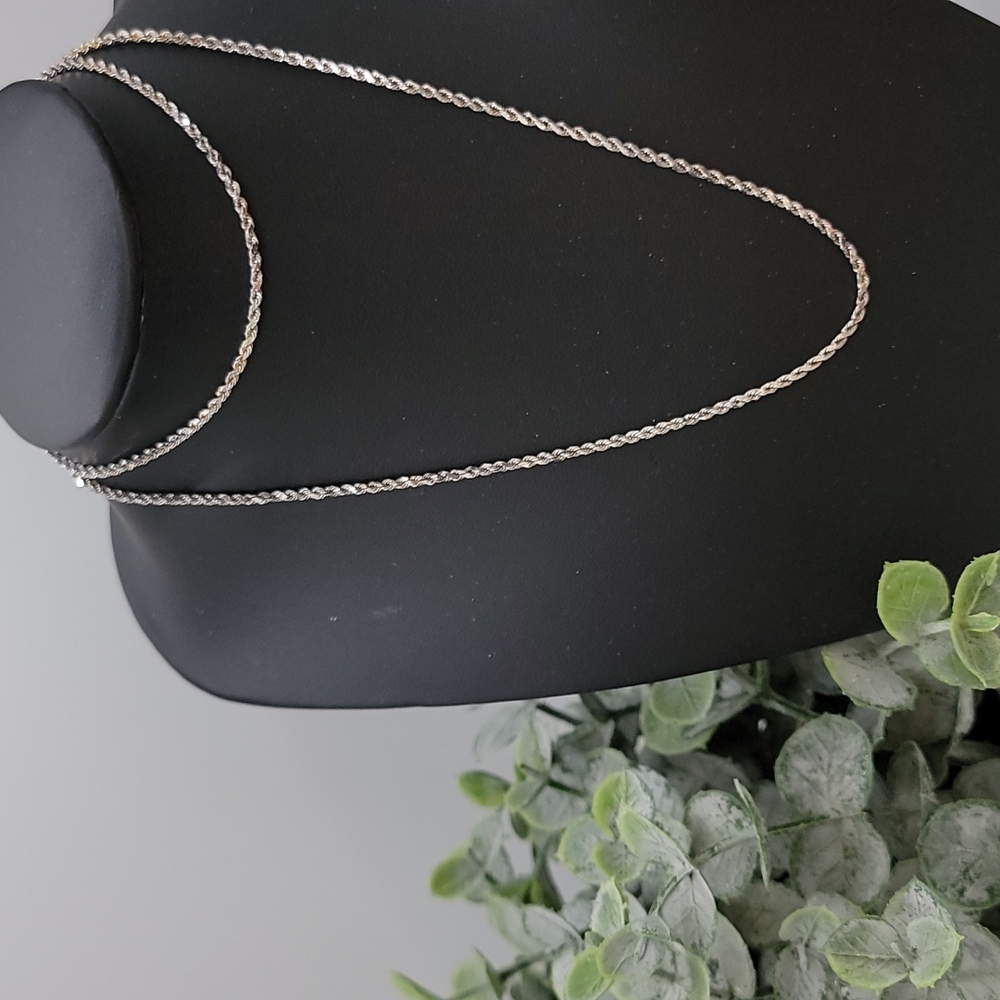 14kt white gold chain necklace